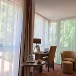 ベスト ウェスタン プラス パークホテル ホテル 4*