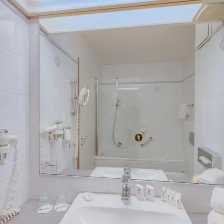 Western Parkhotel Hotel 4*