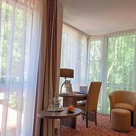 Western Parkhotel Hotel 4*
