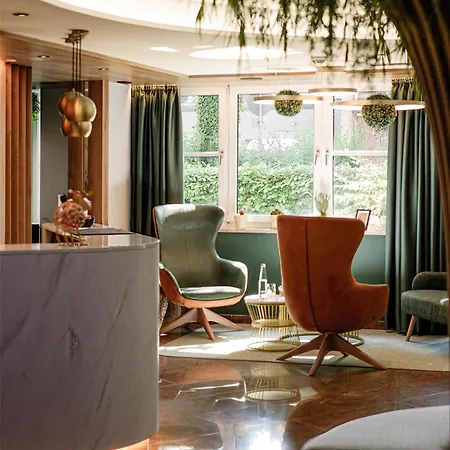 Western Parkhotel 4*