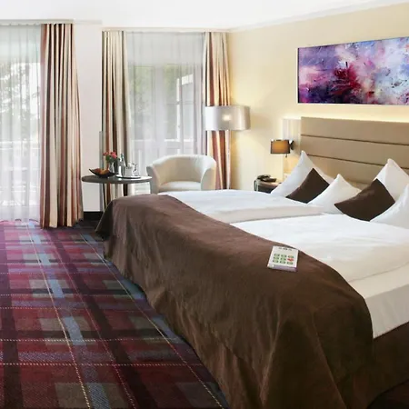 Western Parkhotel فندق
